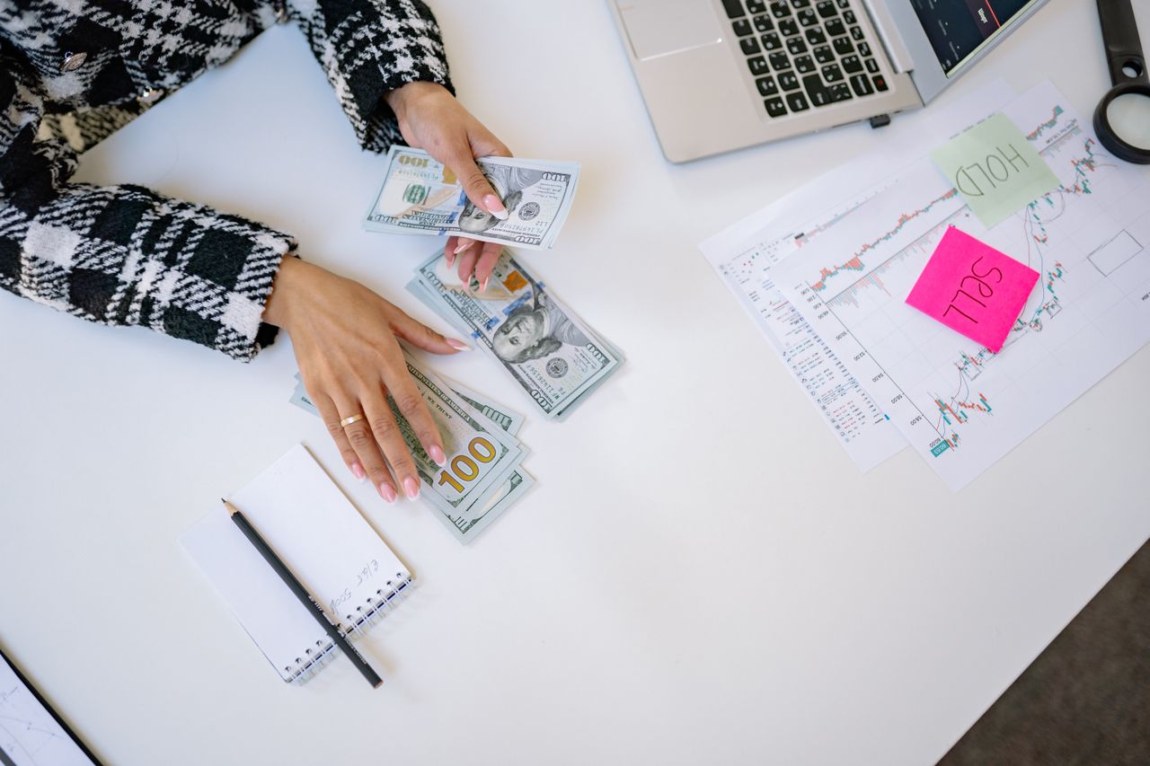 From Startup to Scale: How ICN Holding Supports Emerging Funds in Building Sustainable Operations